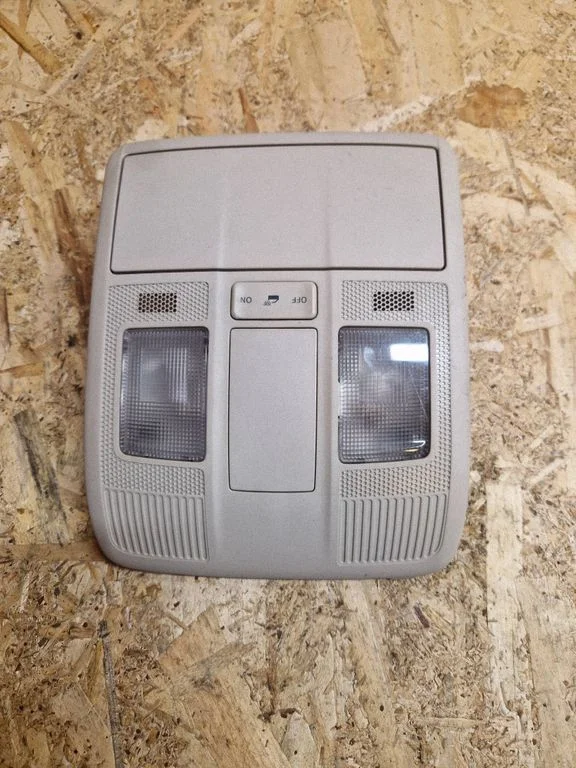 Front seat light KD4569971