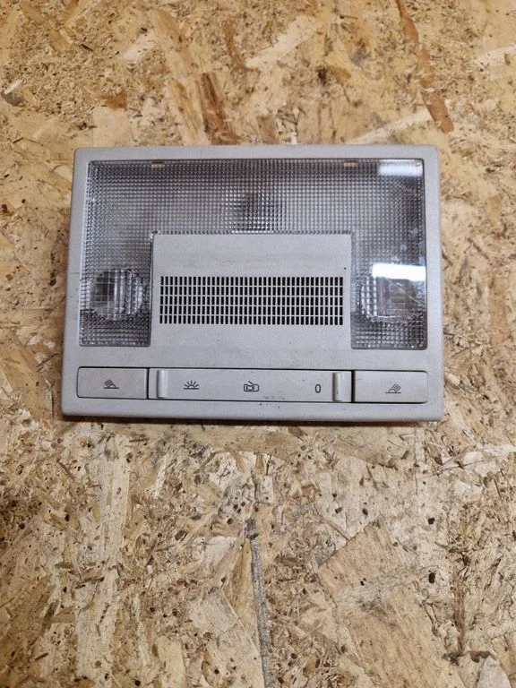 Front seat light – Volkswagen Polo V 6R (2009-2017)