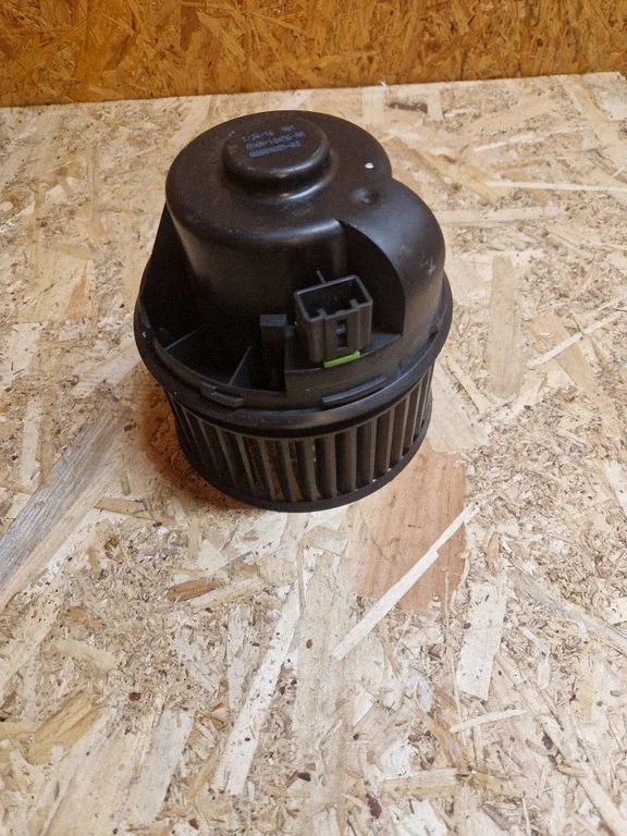 Heater fan/blower – Ford Focus (2010-2017)