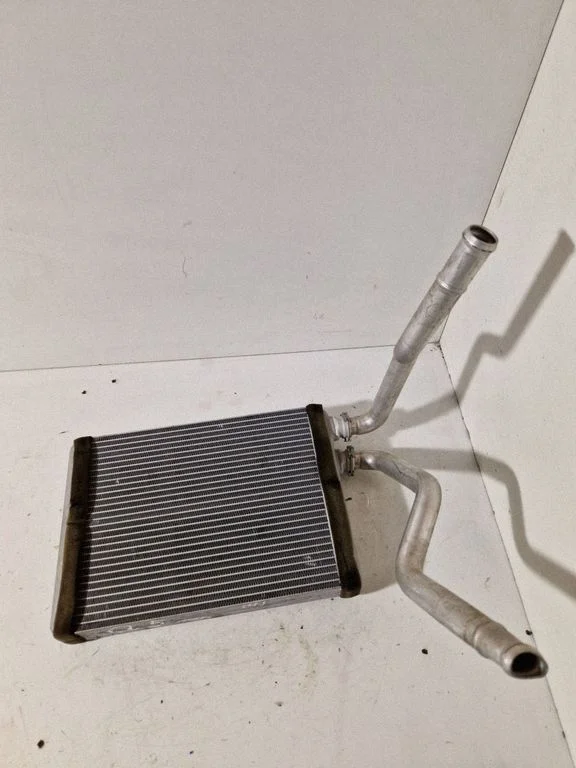 Salongi küttekeha radiaator