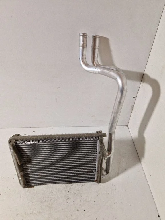 Salongi küttekeha radiaator