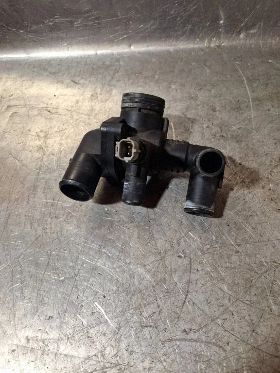 Thermostat/thermostat housing – Ford Transit Custom (2013-2023)