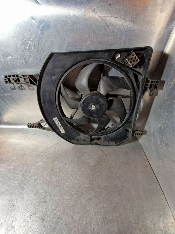 Electric radiator cooling fan – Renault Trafic II (X83) (2001-2014)