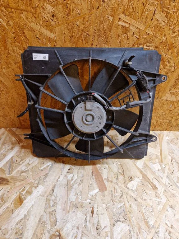 Radiaatori ventilaatori difuusor – Honda CR-V (2013-2016)