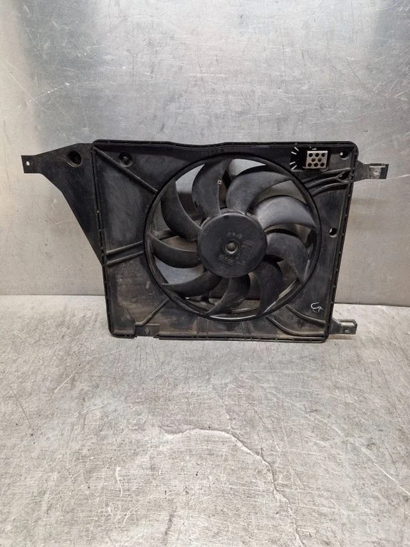 Radiator cooling fan shroud – Nissan Qashqai (2010-2014)