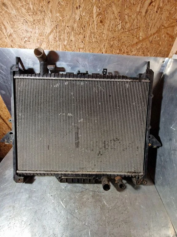 Coolant radiator – Land Rover Range Rover Sport L320 (2005-2013)