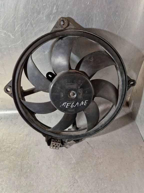 Air conditioning (A/C) fan (condenser) – Renault Megane III (2009-2016)