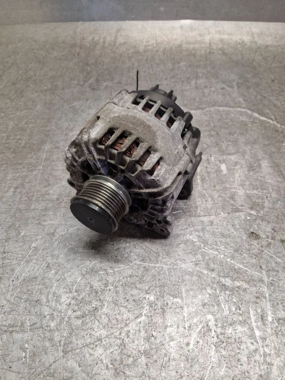 Alternator 03L903023A