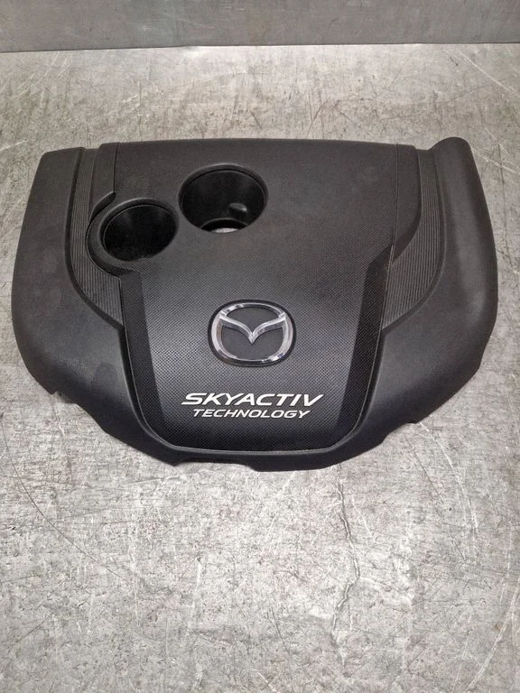 Engine cover (trim) SH021023