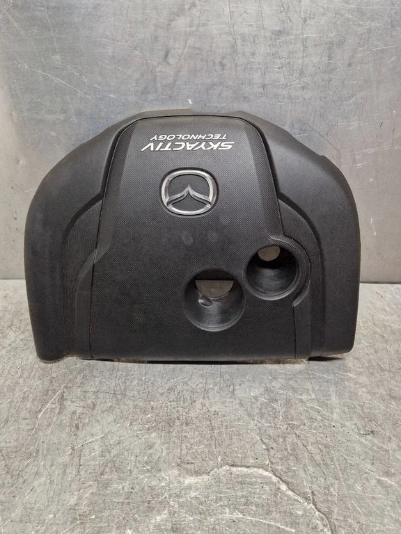 Engine cover (trim) SH0510231