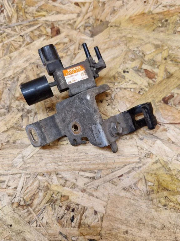 Solenoidklapp – Toyota RAV 4 (XA40) (2012-2018)