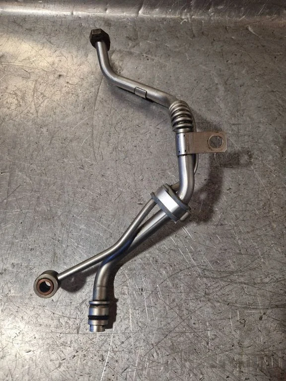 Turbo turbocharger oiling pipe/hose – Nissan Qashqai (2010-2014)