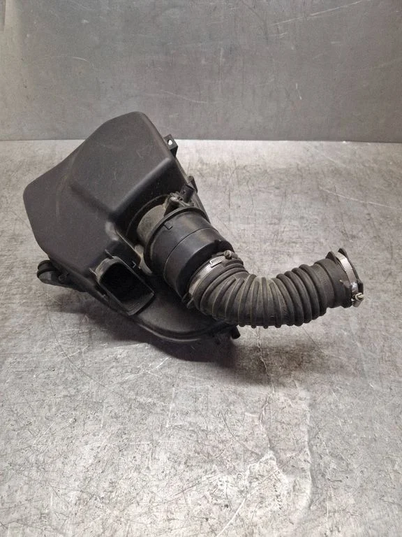 Air filter box 39030323