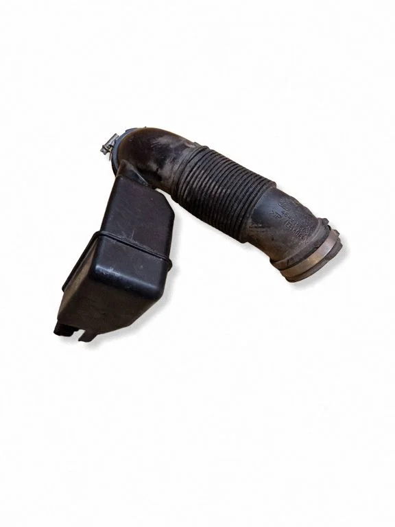 Air intake duct part – Opel Corsa E (2014-2019)