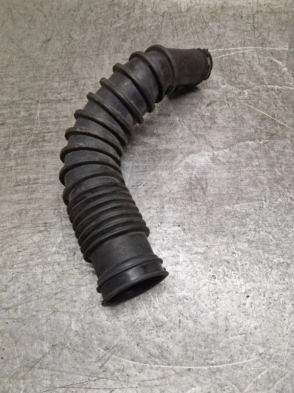 Turbo air intake inlet pipe/hose 04891898AB