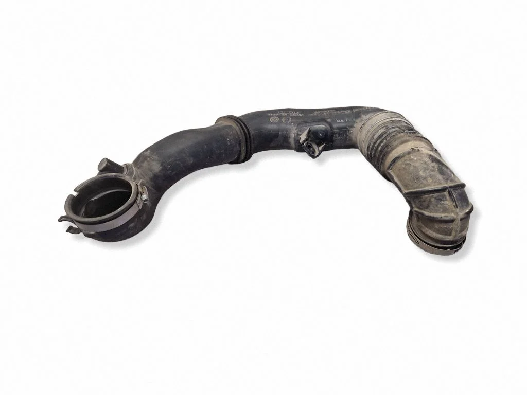 Air intake hose/pipe A12AG05