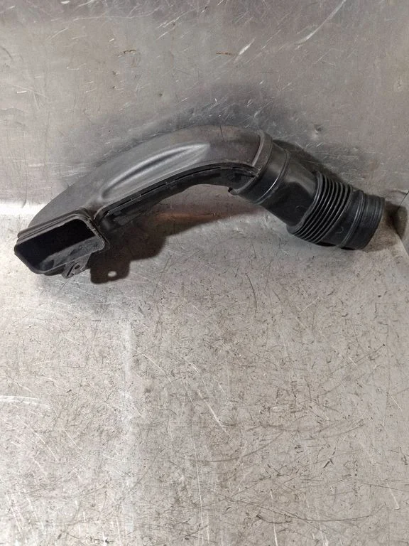 Air intake hose/pipe 9804514980