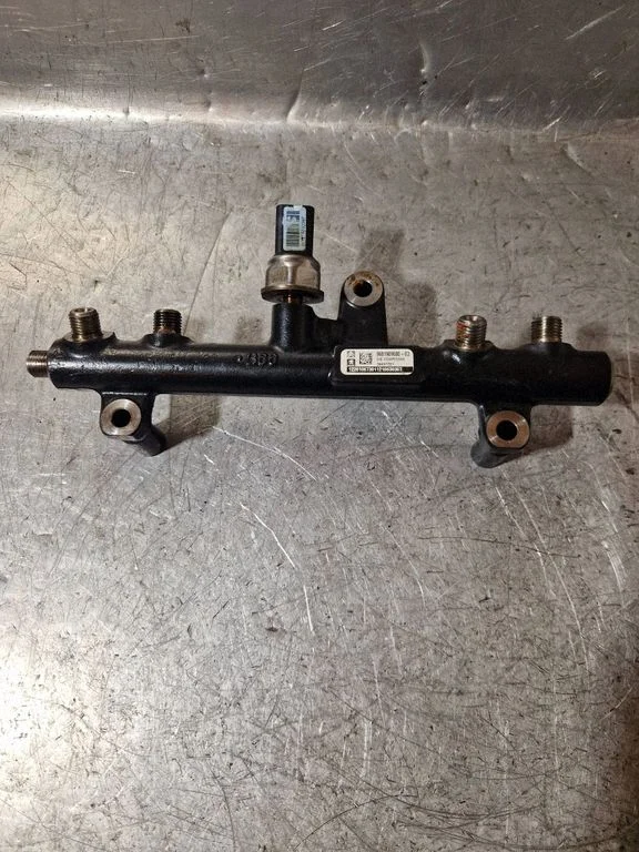 Fuel main line pipe 9663305480