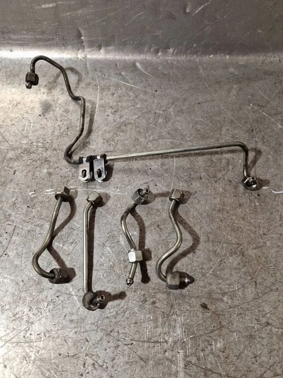 Fuel main line pipe