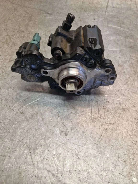 Fuel injection high pressure pump 9678086680 – Citroen DS5 (2011-2018)