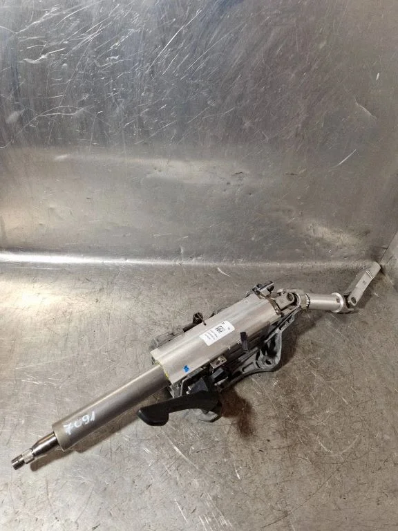 Steering wheel axle P55057396AF