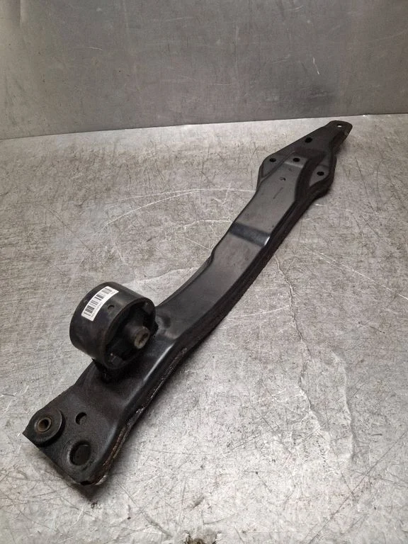 Front subframe 647AFB1408