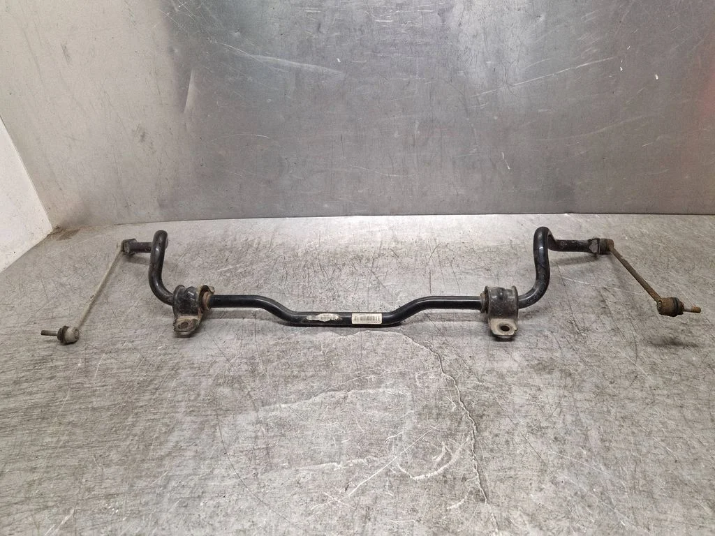 Front anti-roll bar/sway bar AV615482DB