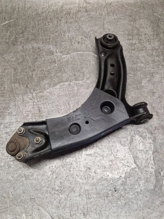Front lower control arm/wishbone – Skoda Octavia Mk4 (2019-)