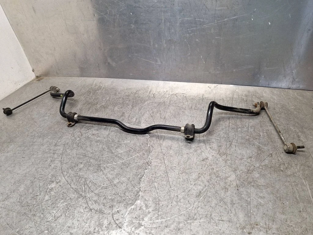 Front anti-roll bar/sway bar