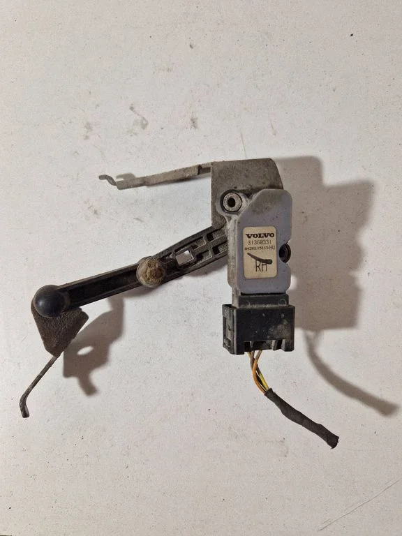 Headlight/headlamp level sensor – Volvo XC90 (2014-)