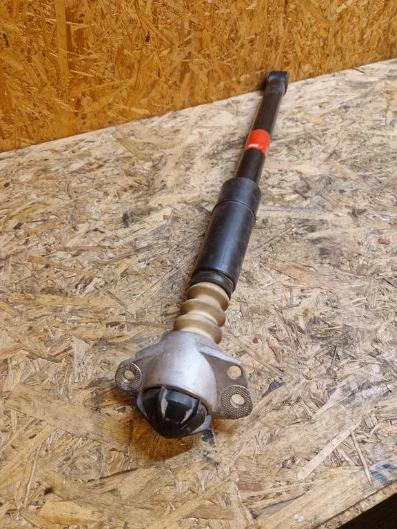 Rear shock absorber/damper 748356