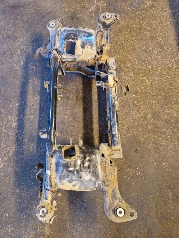 Rear subframe 9803339380 – Citroen DS5 (2011-2018)