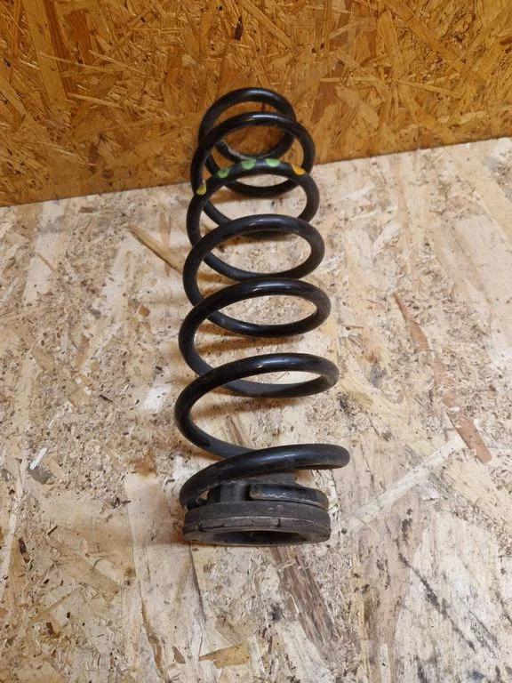 Rear coil spring – Volkswagen Polo V 6R (2009-2017)