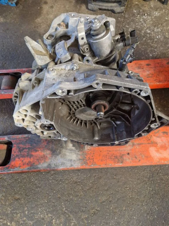 Manual 6 speed gearbox 55574460