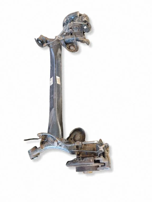Tagumine sild – Nissan Qashqai (2014-2016)