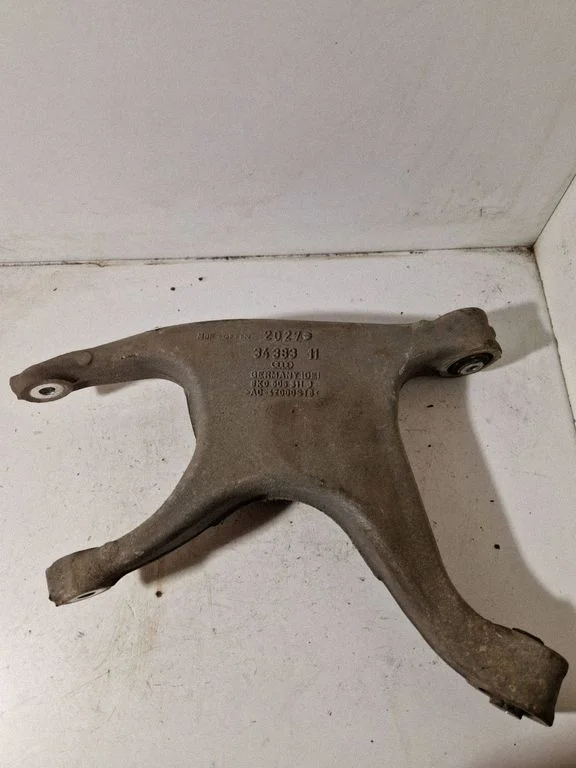 Rear upper control arm/wishbone – Audi A4 Allroad B8 (2008-2016)