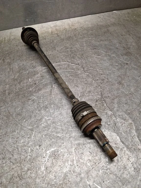Rear driveshaft – right