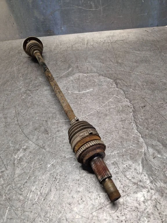 Rear driveshaft – right