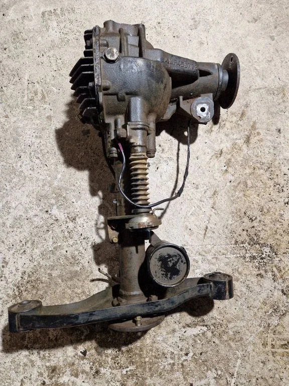 Front differential – Mitsubishi Pajero Sport I (1996-2008)