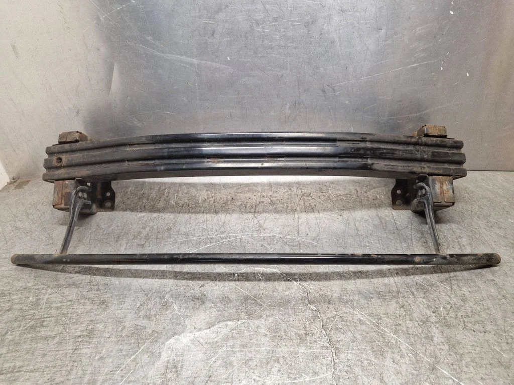 Front bumper cross member