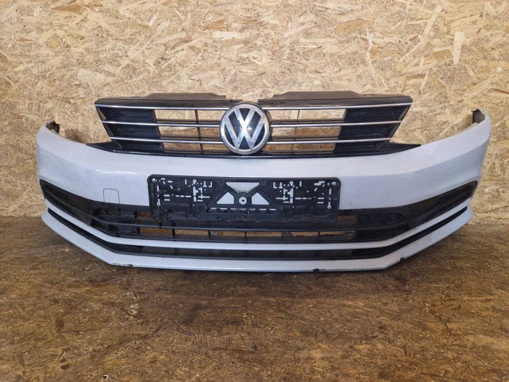 Front bumper – Volkswagen Jetta VI (2011-2018)