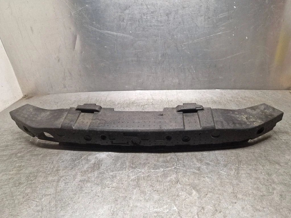 Front bumper foam support bar – Volkswagen Jetta VI (2011-2018)