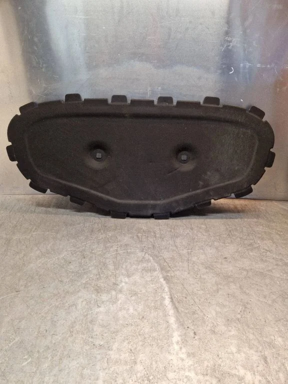 Mootorikapoti heli-/soojusisolatsioon – Volkswagen T-Cross (2016-)
