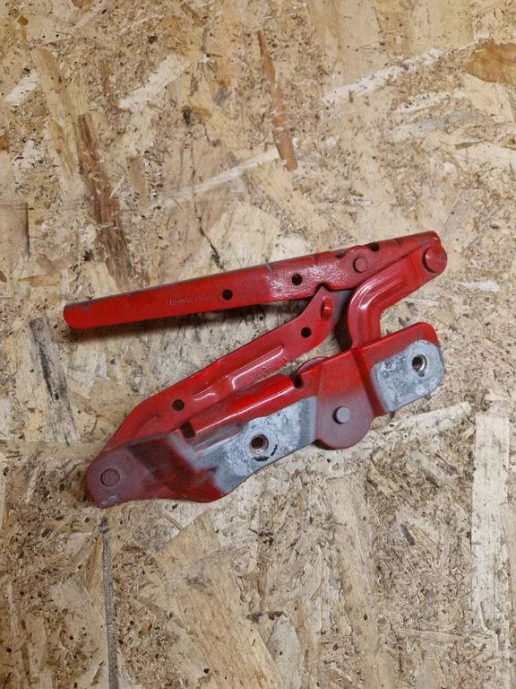 Engine bonnet/hood hinges AM5116801