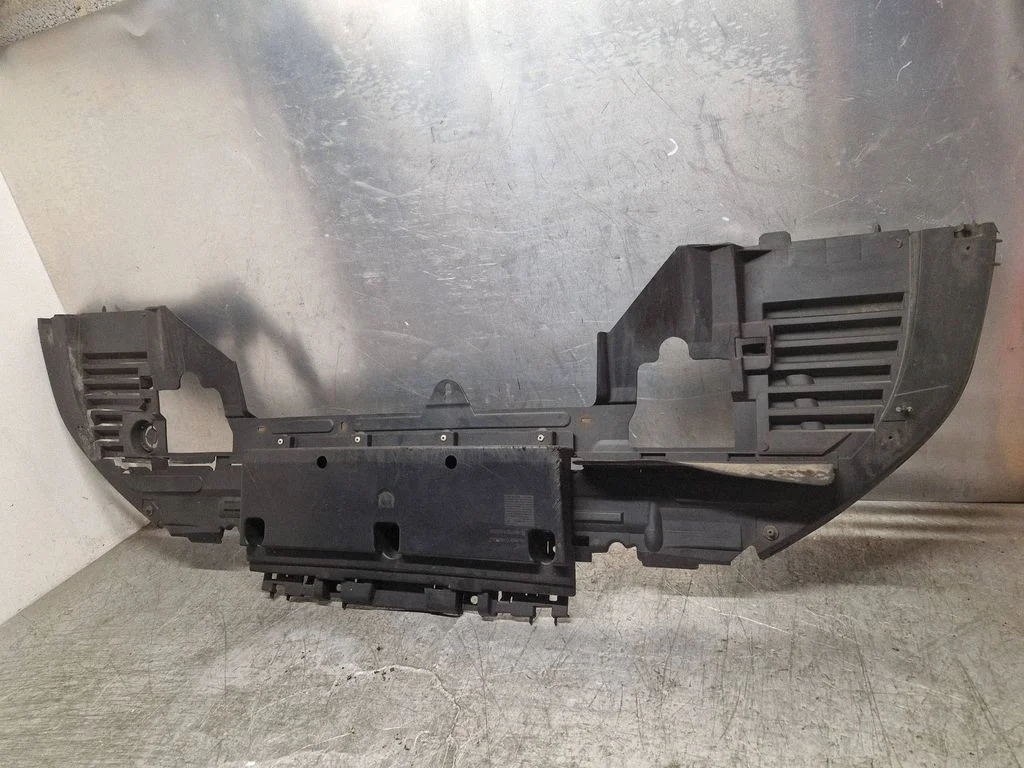 Front bumper skid plate/under tray 9675692880