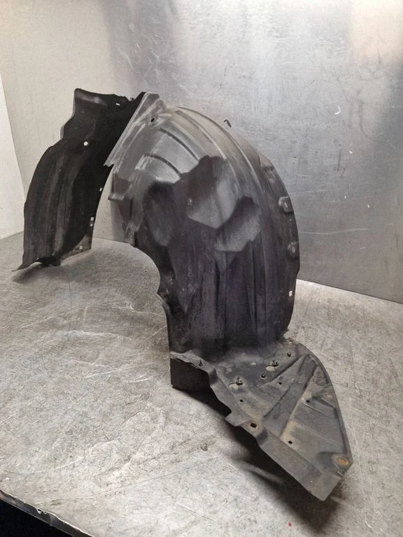 Front wheel arch liner splash guards K7016