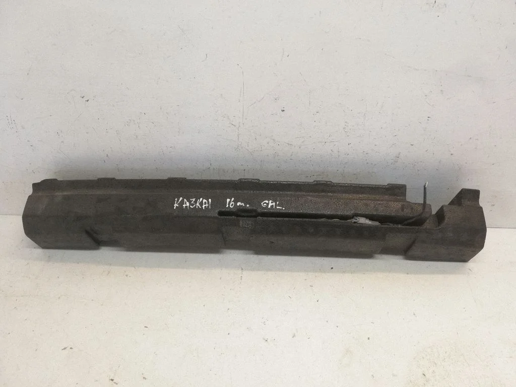 Tagumise kaitseraua vahtpolüstürool – Nissan Qashqai (2014-2016)
