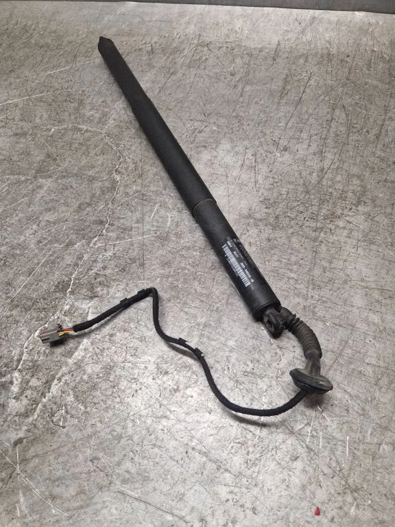 Tailgate/trunk strut/damper – Ford S-MAX (2015-)