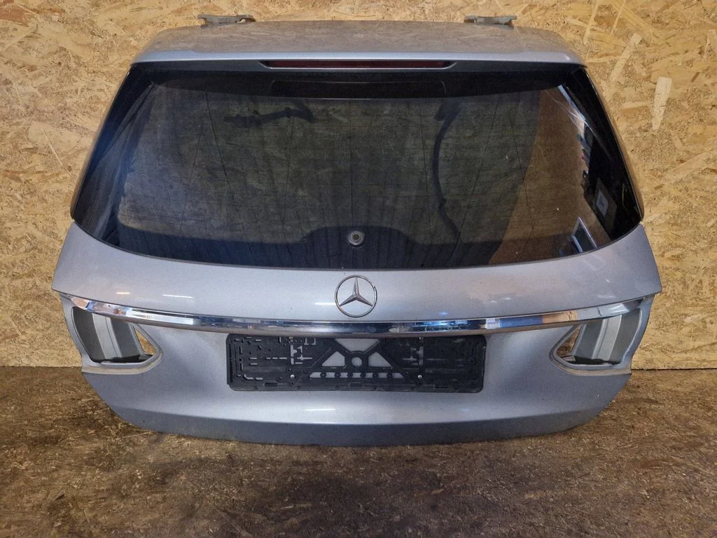 Tailgate/trunk/boot lid