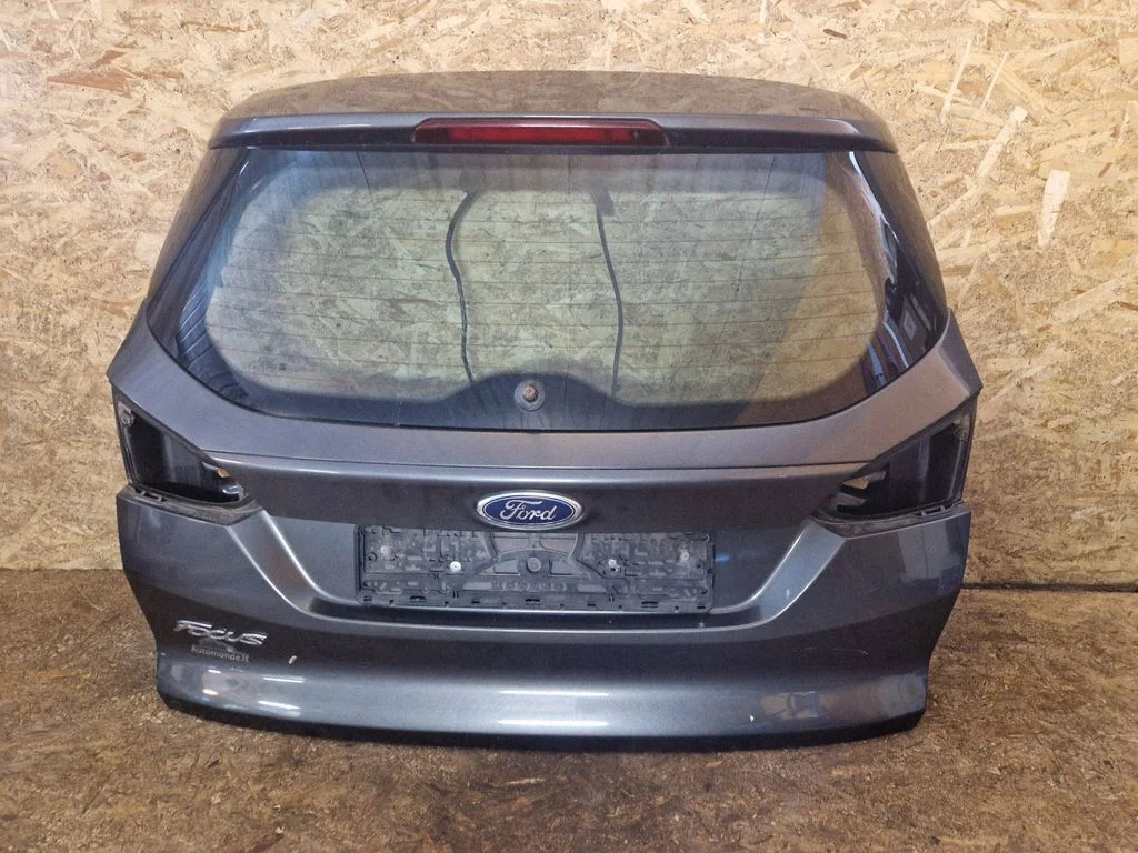 Tagaluuk (pakiruumi) – Ford Focus (2010-2017)